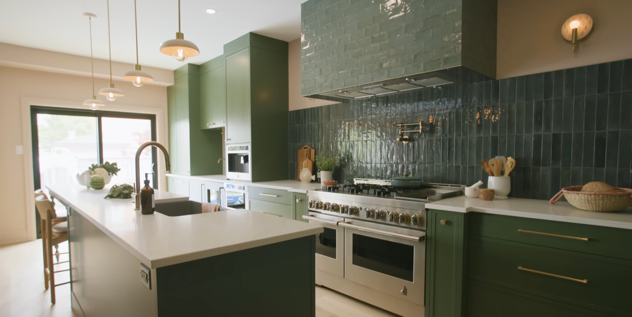 Finished kitchen renovation by Elite Contracting Ltd.